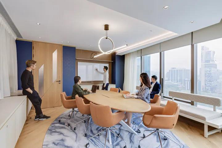 高端酒类公司叼嘿APP定制设计_叼嘿视频免费下载家具